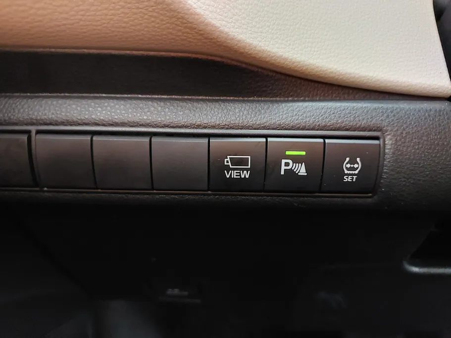 2025 Toyota Corolla XLI Executive Moonroof 