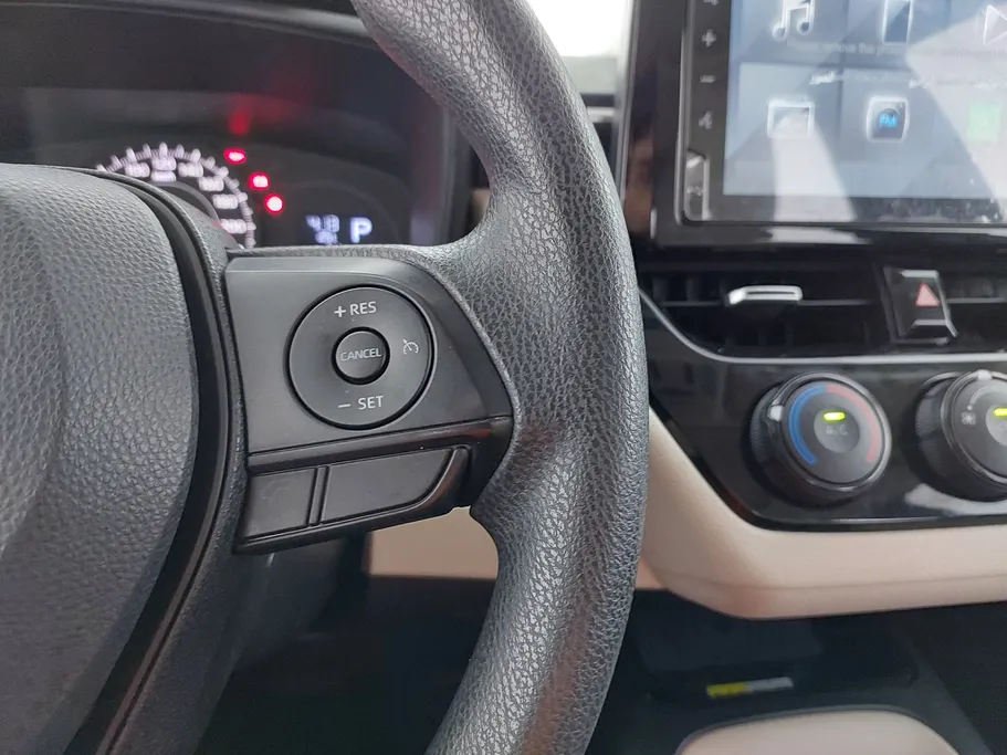 2025 Toyota Corolla XLI Executive Moonroof 