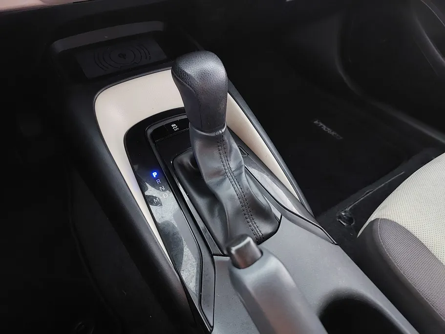 2025 Toyota Corolla XLI Executive Moonroof 