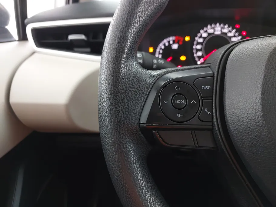 2025 Toyota Corolla XLI Executive Moonroof 