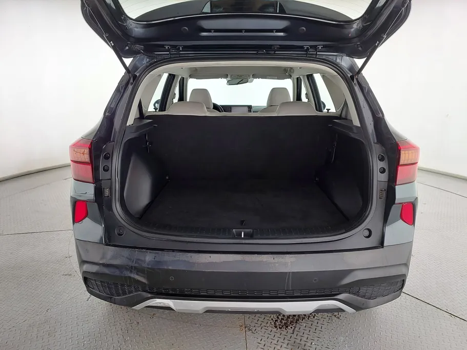 2023 كيا Seltos LX 