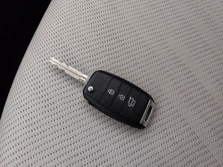 2023 كيا Seltos LX 