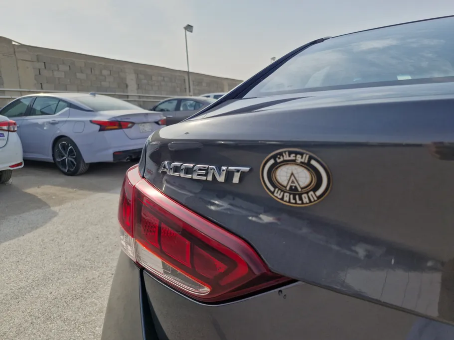 هيونداي اكسنت سمارت 2022 