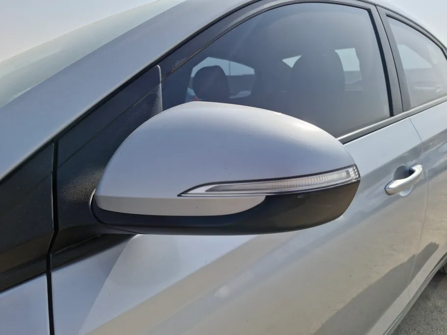 هيونداي اكسنت سمارت 2022 