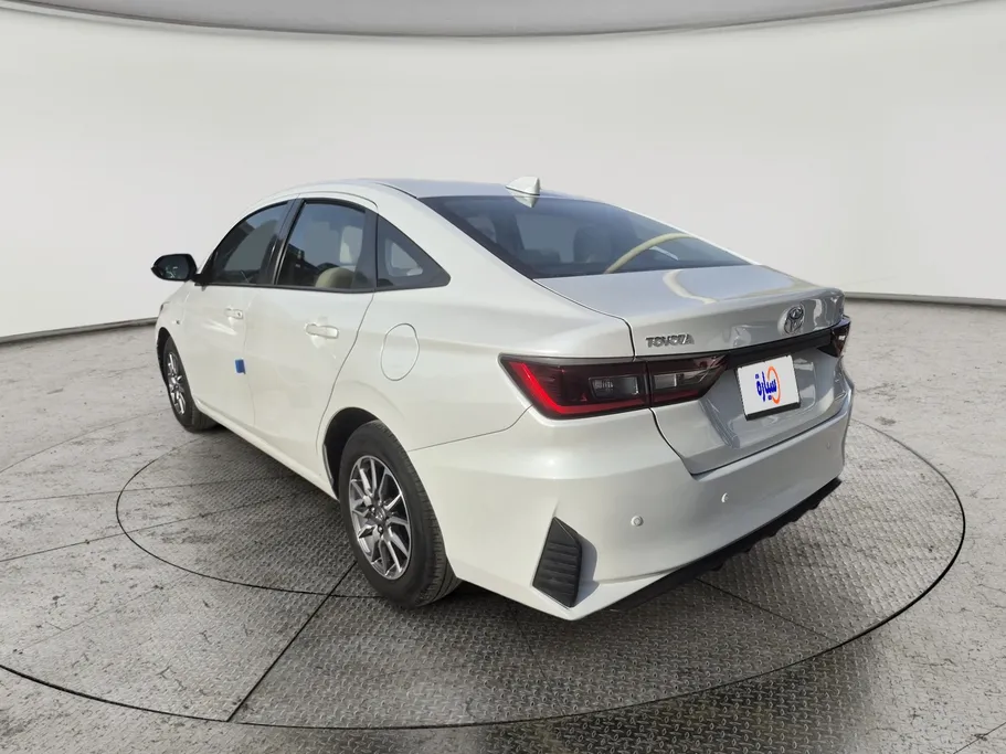 تويوتا يارس Y 2023 