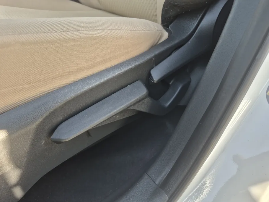 تويوتا يارس Y 2023 