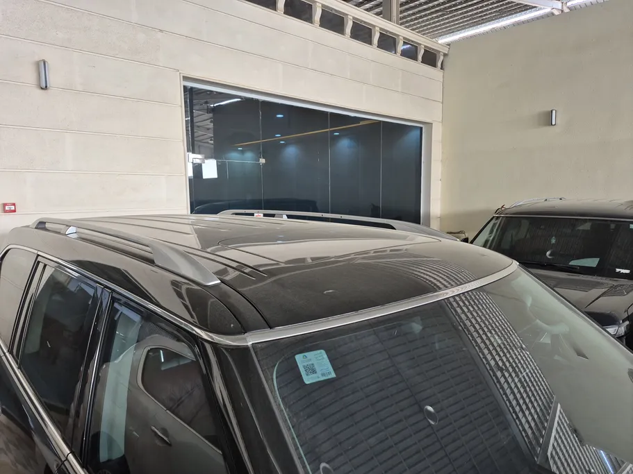 2023 Nissan Patrol Platinum 