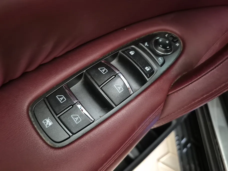 2023 Nissan Patrol Platinum 