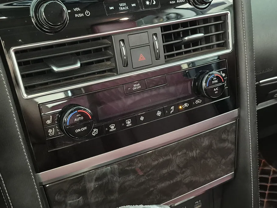 2023 Nissan Patrol Platinum 