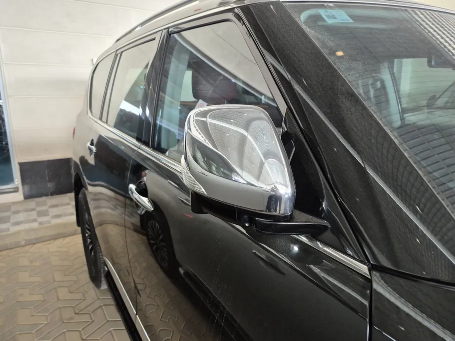 2023 Nissan Patrol Platinum 