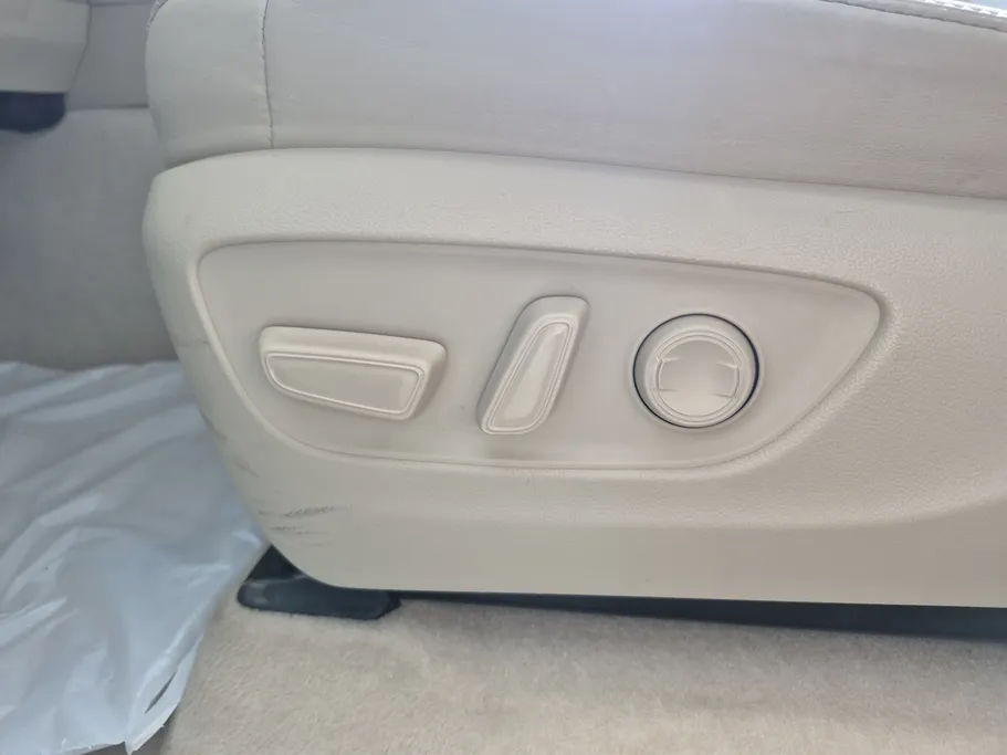 تويوتا لاندكروزر VXR1 2023 