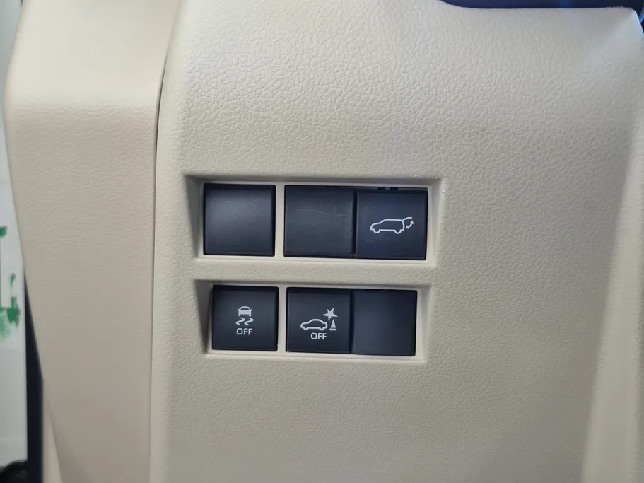 تويوتا لاندكروزر VXR1 2023 