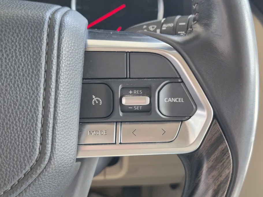 تويوتا لاندكروزر VXR1 2023 