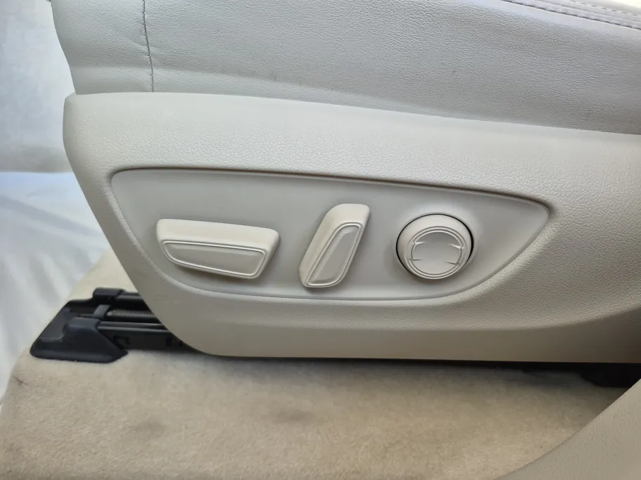 تويوتا لاندكروزر VX 2023 