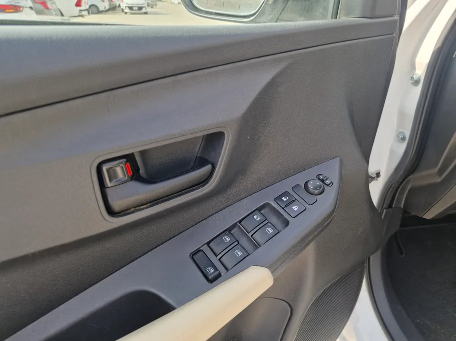 2023 تويوتا Yaris  Y 