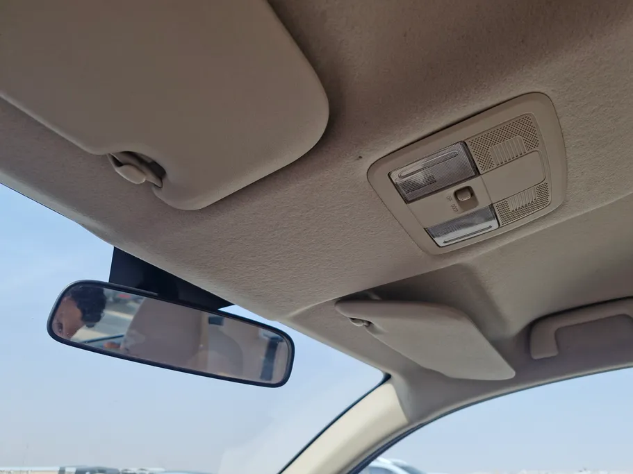 2023 تويوتا Yaris  Y 