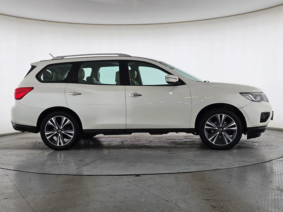 2019 Nissan Pathfinder S 