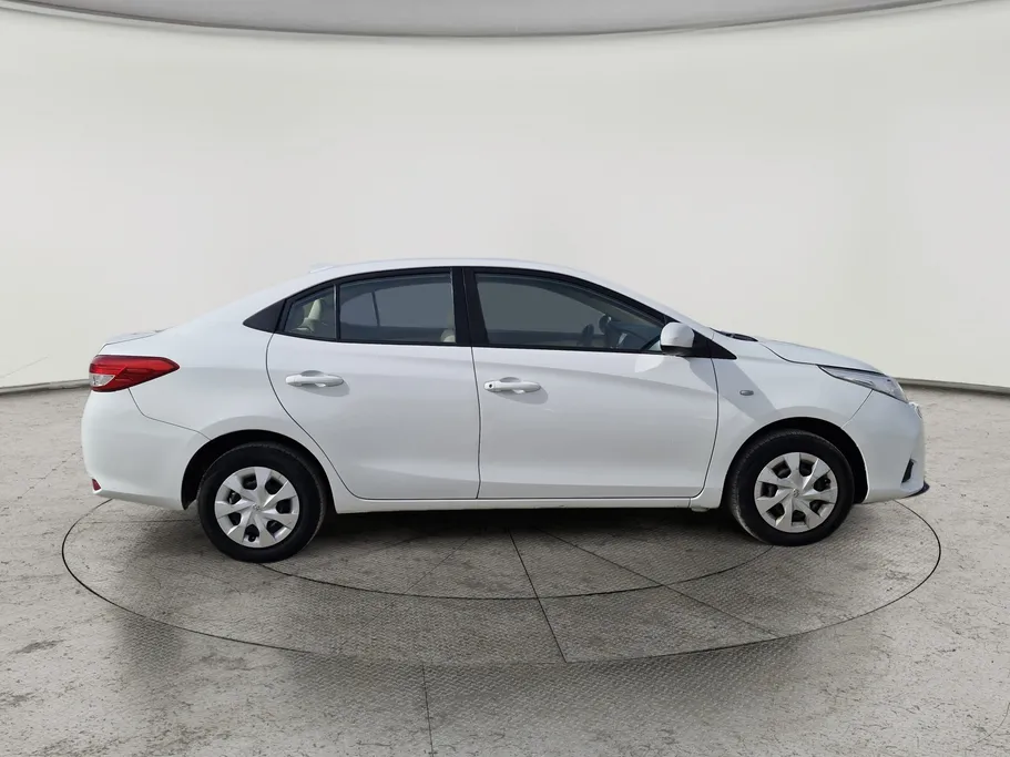 2021 تويوتا Yaris  Y 