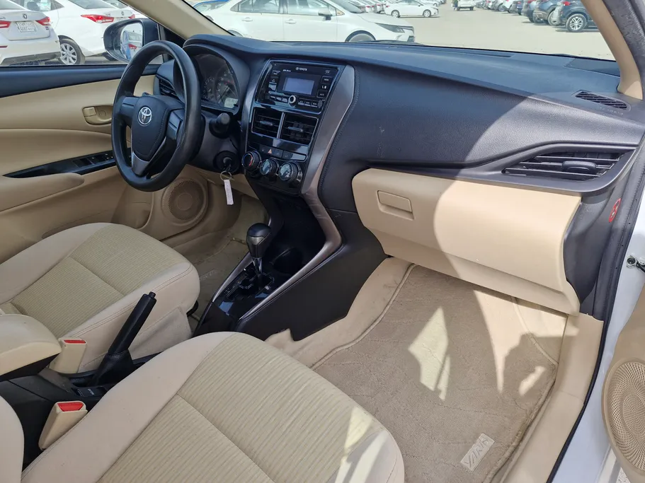 2021 تويوتا Yaris  Y 