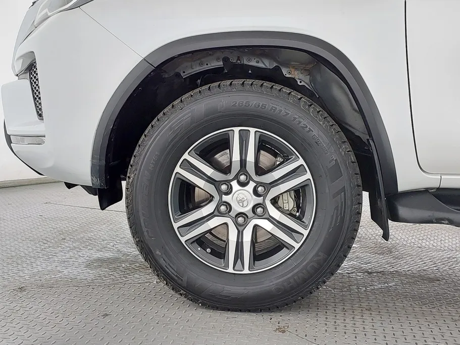 2023 Toyota Fortuner GX2 4x4 
