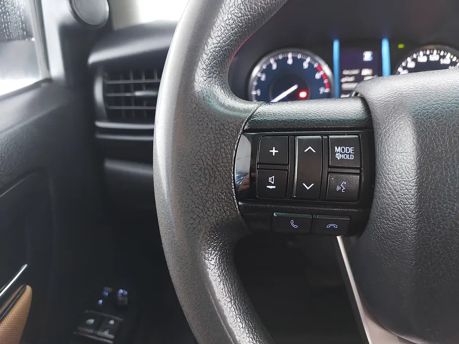 2023 Toyota Fortuner GX2 4x4 