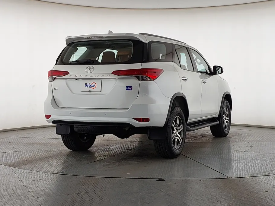 2023 Toyota Fortuner GX2 4x4 