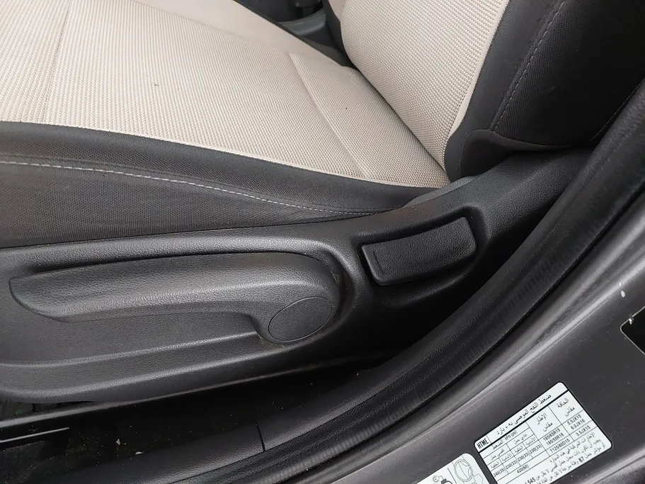 هيونداي اكسنت سمارت 2023 