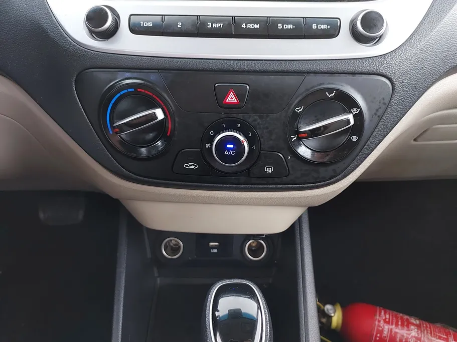 هيونداي اكسنت سمارت 2023 