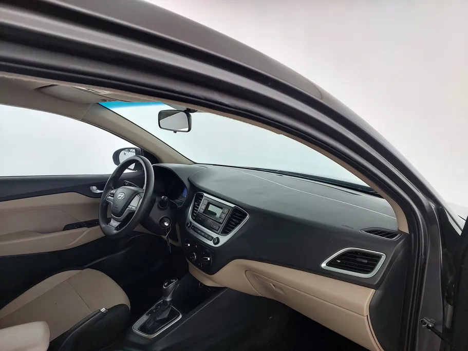 هيونداي اكسنت سمارت 2023 