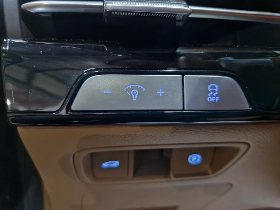 2025 Genesis G80 PRESTIGE 