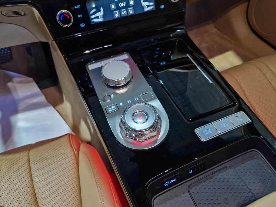 2025 Genesis G80 PRESTIGE 