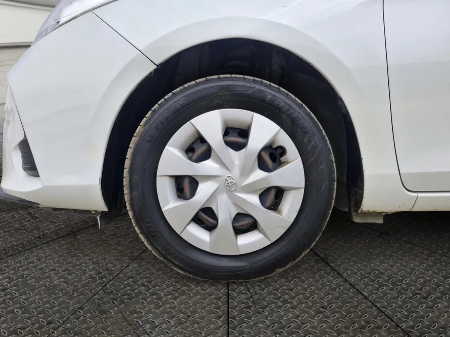 2022 Toyota Yaris  Y 