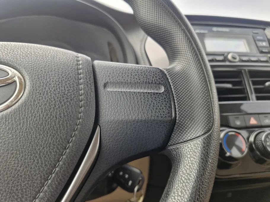 2022 Toyota Yaris  Y 