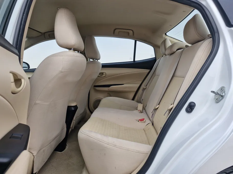 2022 Toyota Yaris  Y 