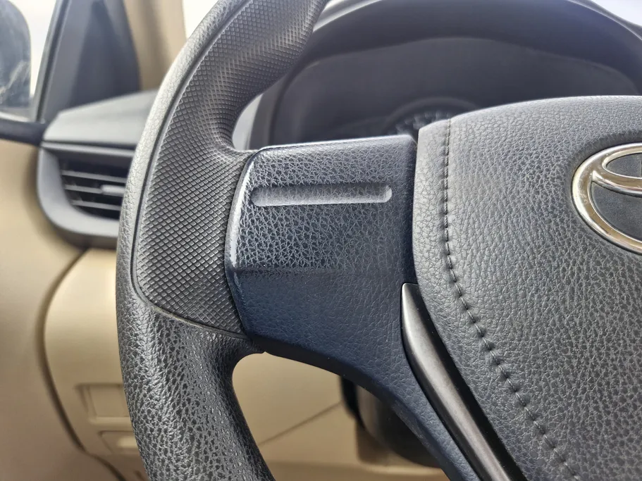 2022 Toyota Yaris  Y 