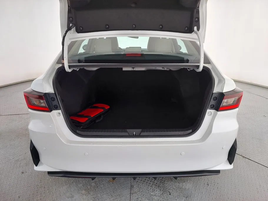 2023 تويوتا Yaris  Y 