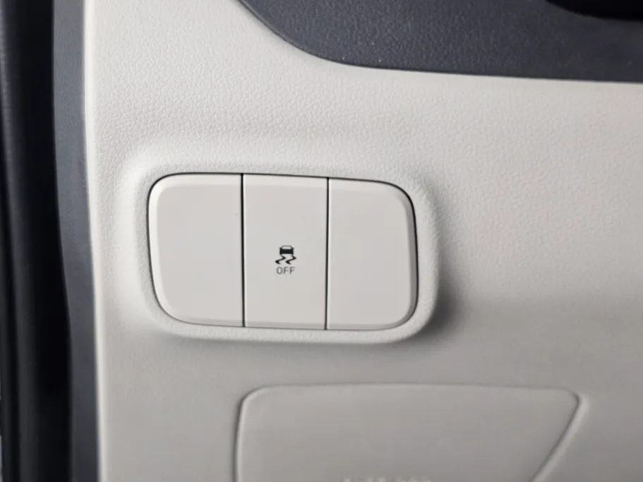 هيونداي Grand i10 فلييت 2024 