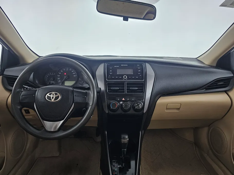 تويوتا يارس Y 2022 