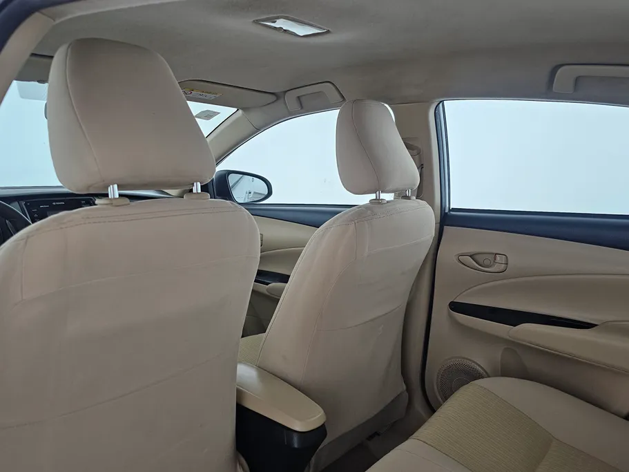 تويوتا يارس Y 2022 