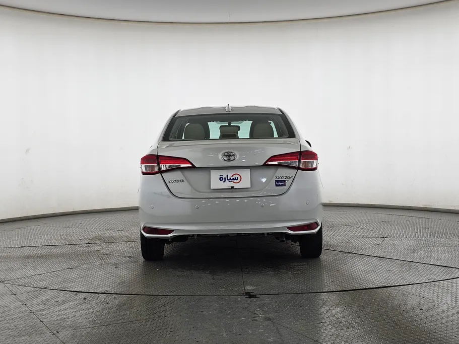 تويوتا يارس Y 2022 