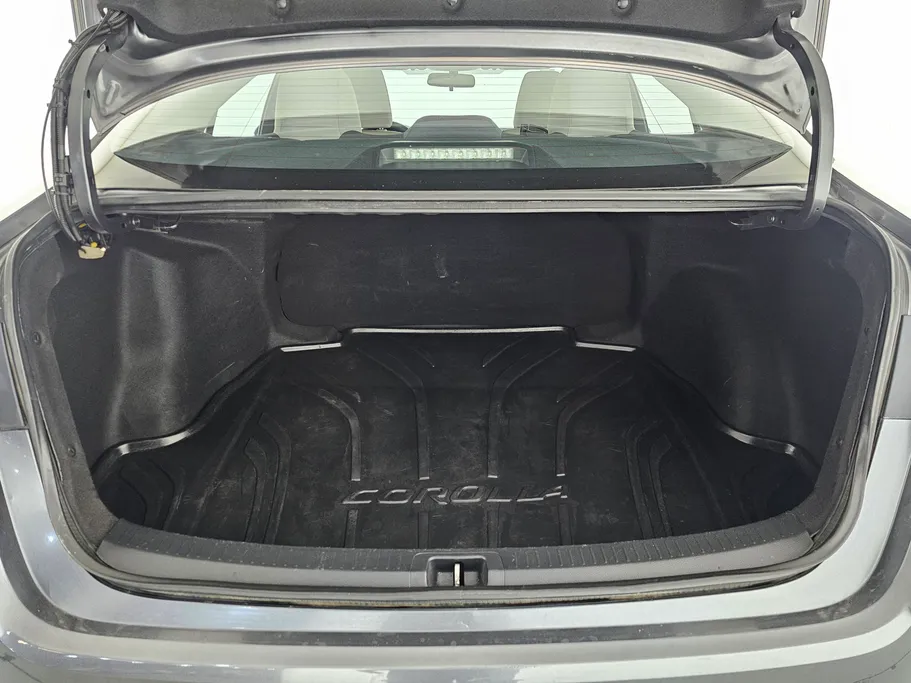 تويوتا كورولا XLI 2023 