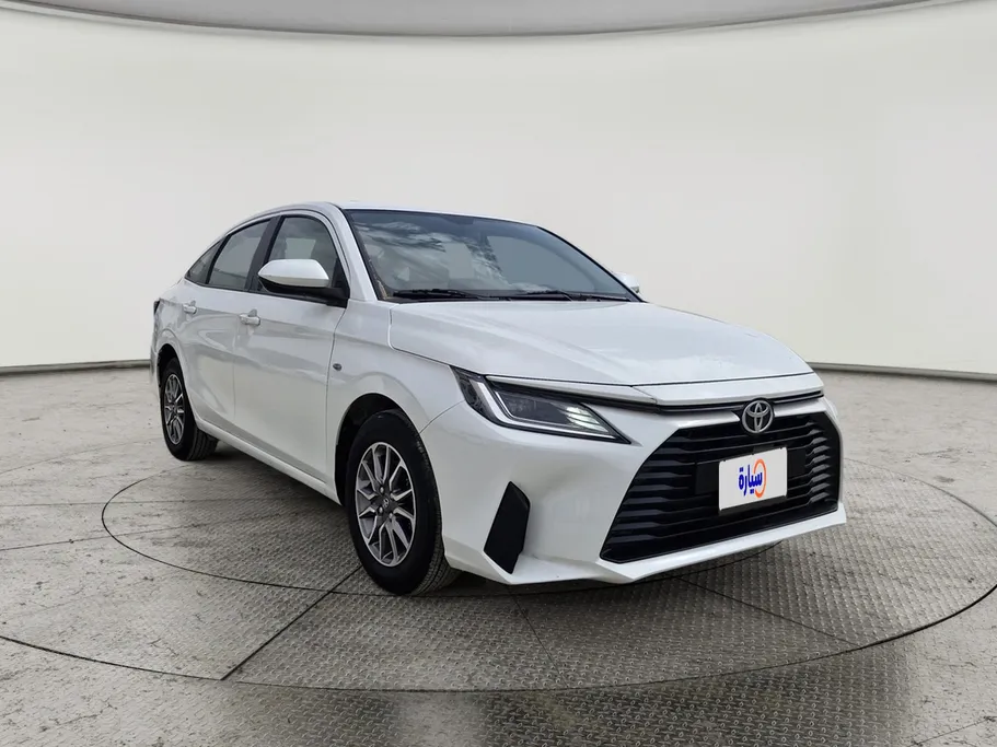 2024 Toyota Yaris  Y 