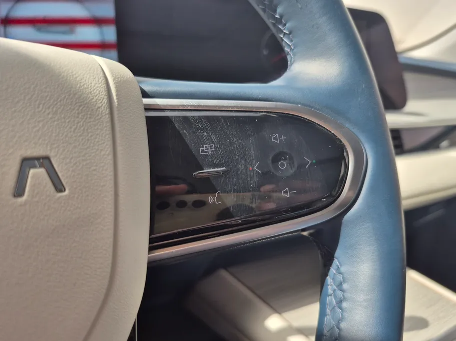 امودا سي 5  لاكجري 2025 