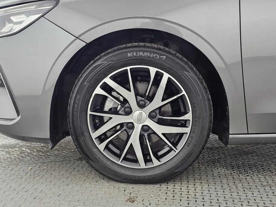 جيلي امجراند GS 2024 