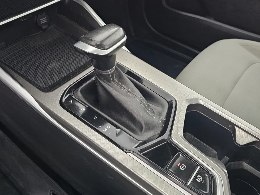 جيلي امجراند GS 2024 