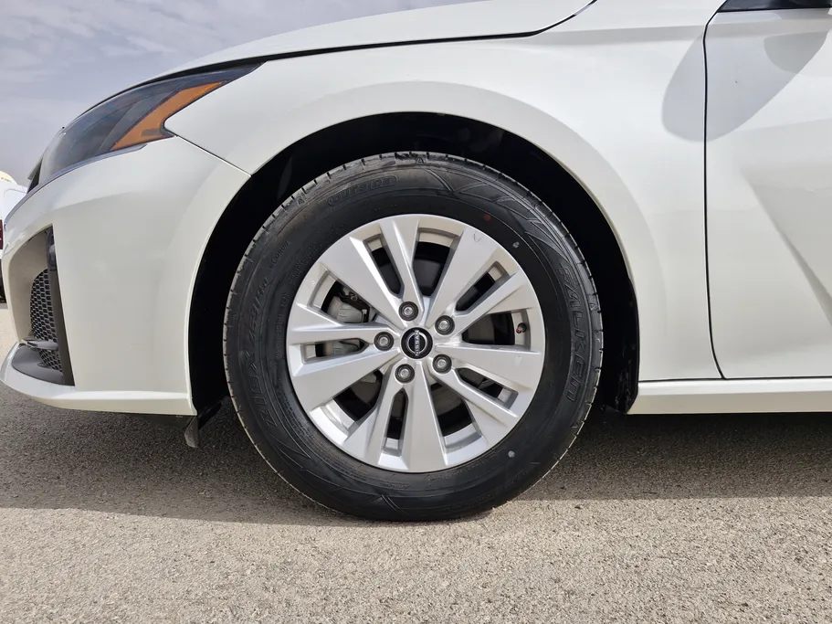 نيسان التيما S 2023 