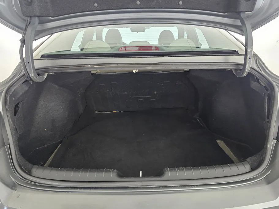 2023 Hyundai Elantra Smart 