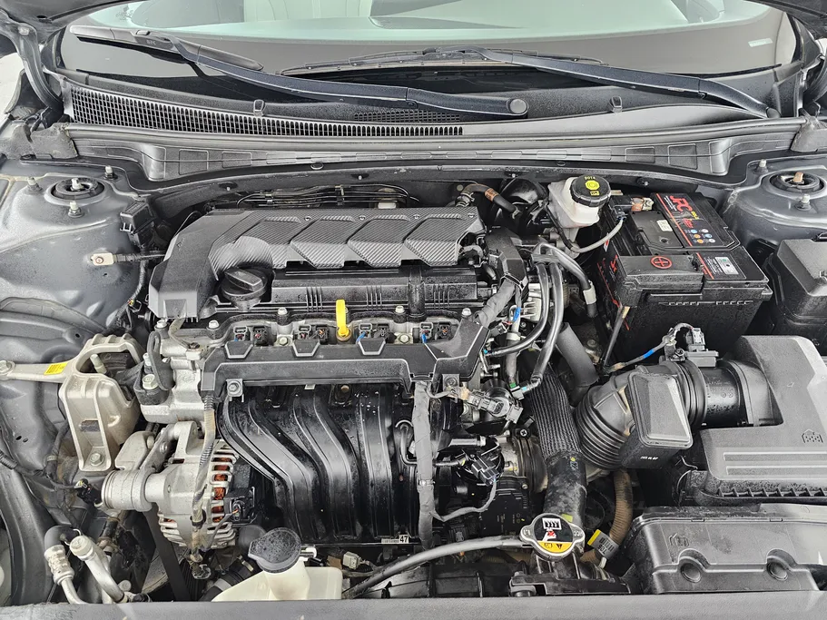 2023 Hyundai Elantra Smart 