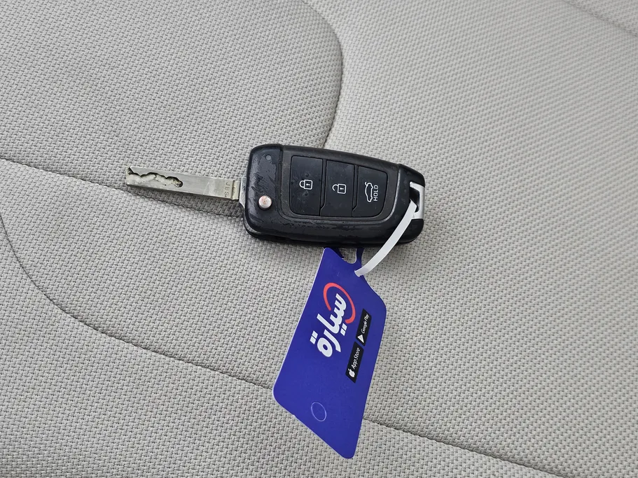 2023 Hyundai Elantra Smart 