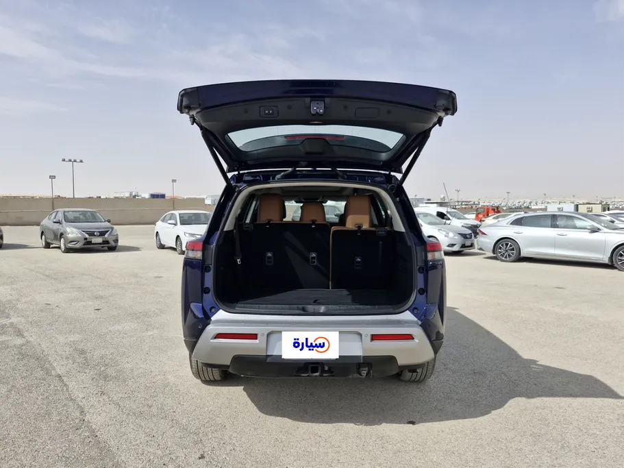 نيسان باثفندر SL 2023 